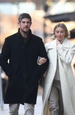 JULIANNE HOUGH Out with a Mystery Man in New York 12/03/2024