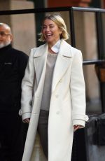 JULIANNE HOUGH Out with a Mystery Man in New York 12/03/2024