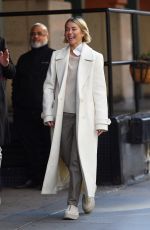 JULIANNE HOUGH Out with a Mystery Man in New York 12/03/2024
