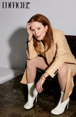 JULIANNE MOORE for L