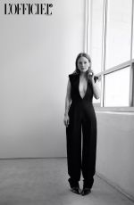JULIANNE MOORE for L