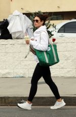 KATE BECKINSALE Shopping for Festive Greens Ahead of Christmas 12/22/2024