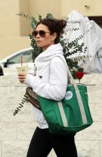 KATE BECKINSALE Shopping for Festive Greens Ahead of Christmas 12/22/2024