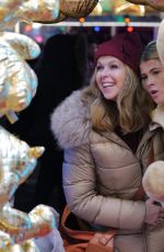 KATE GARRAWAY Takes Her Family and Friends to Hyde Park