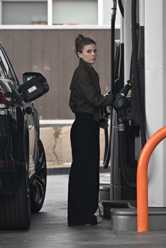 KATE MARA at a Gas Station in Los Feliz 12/22/2024