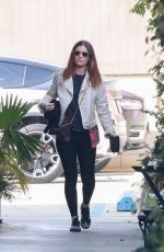 KATE MARA Heading to Pilates Class for a Morning Workout 12/27/2024