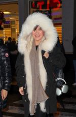 KELLY CLARKSON Out and About in New York 12/11/2024
