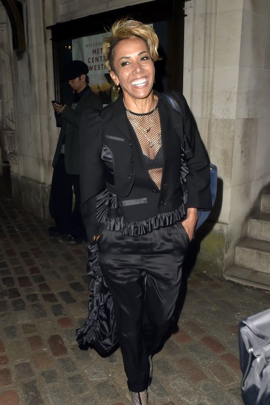KELLY HOLMES Arrives at Katy Perry Gig at Central Hall Westminster in London 12/11/2024