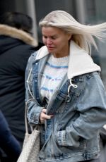 KERRY KATONA Leaves Hairdressers in Alderley Edge 12/23/2024