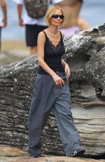 LARA WORTHINGTON Out with Her Brother Josh and His Pregnant Partner Paaige in Sydney 12/09/2024