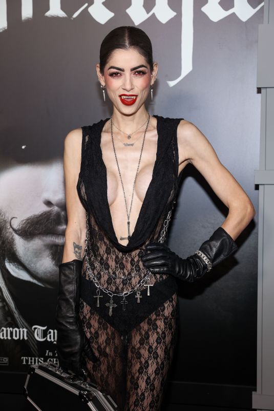 LEENANA VAMP at Nosferatu Premiere at TCL Chinese Theatre in Hollywood 12/12/2024
