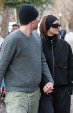 LENI KLUM and Aris Rachevsky Shopping for Gifts at Bottega Veneta in Aspen 12/23/2024