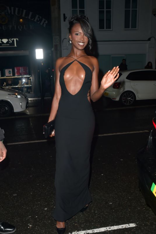 LEOMIE ANDERSON Arrives at Soho Mews Mayfair 12/01/2024