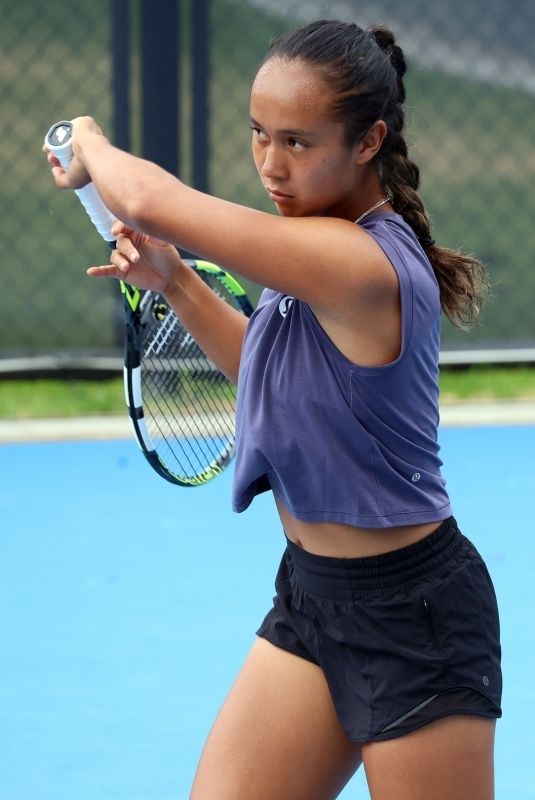 LEYLAH FERNANDEZ at Training Court at RAC Arena in Perth 12/29/2024
