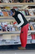 LISA RINNA Checking Out Magazines at a News Stand in Los Angeles 11/30/2024