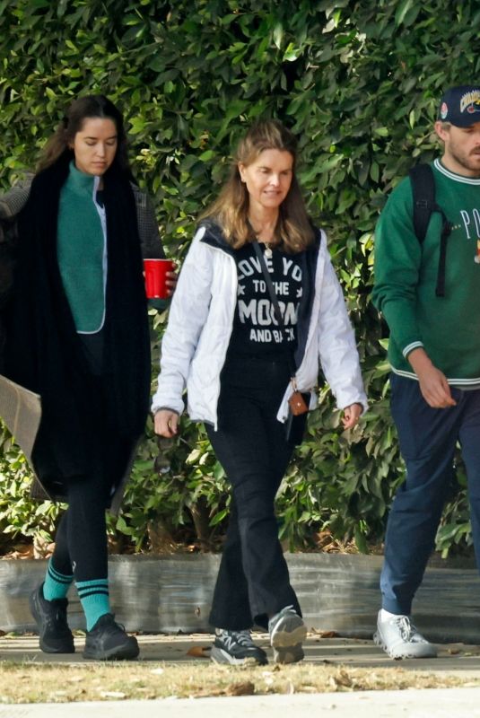 MARIA SHRIVER Enjoys a Christmas Day Walk with Her Kids 12/26/2024