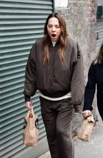MELANIE CHISHOLM Out with Her Mother and Daughter for Boxing Day in London 12/26/2024