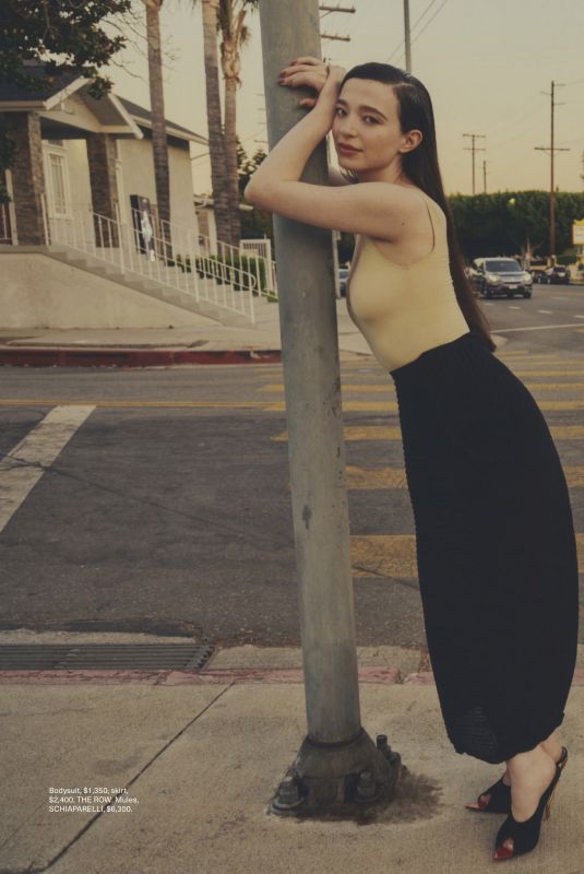 MIKEY MADISON in Elle Magazine, December 2024/January 2025
