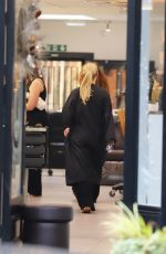 MOLLY MAE HAGUE Arrives at Terrence Paul Hairdressers in Hale on Christmas Eve 12/24/2024