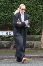 MOLLY MAE HAGUE Arrives at Terrence Paul Hairdressers in Hale on Christmas Eve 12/24/2024