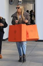 MOLLY SIMS Out for Holiday Shopping at Rodeo Drive in Beverly Hills 21/21/2024