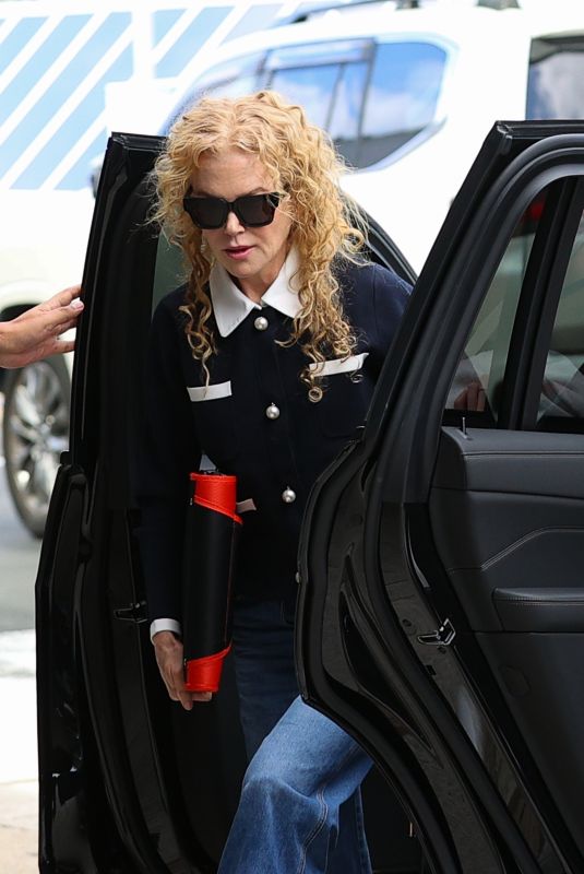 NICOLE KIDMAN Leaves Sydney 12/30/2024
