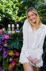 OLIVIA PONTON at Sol de Janeiro Jardim Luncheon at Miami Botanical Gardens 12/05/2024