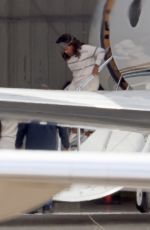 OPRAH WINFREY Leaves Her $80 Million Private Jet 12/16/2024