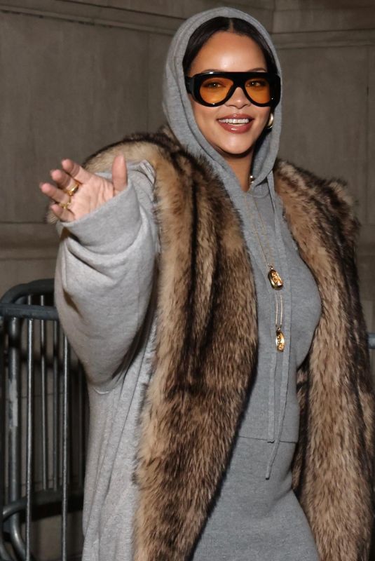 RIHANNA Out and About in New York 12/05/2024