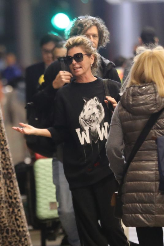SHANIA TWAIN Arrives at LAX in Los Angeles 12/28/2024
