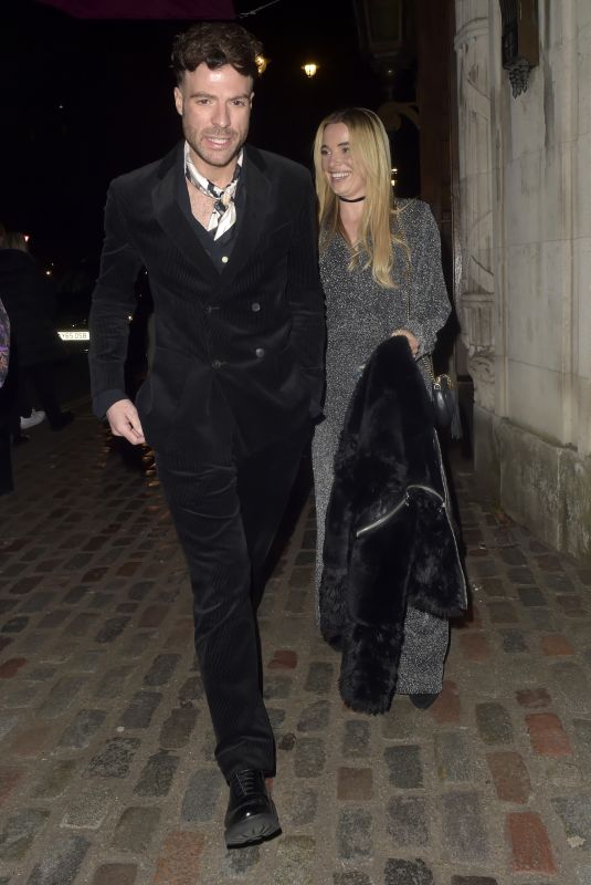 SIAN WELBY Arrives at Katy Perry Gig at Central Hall Westminster in London 12/11/2024