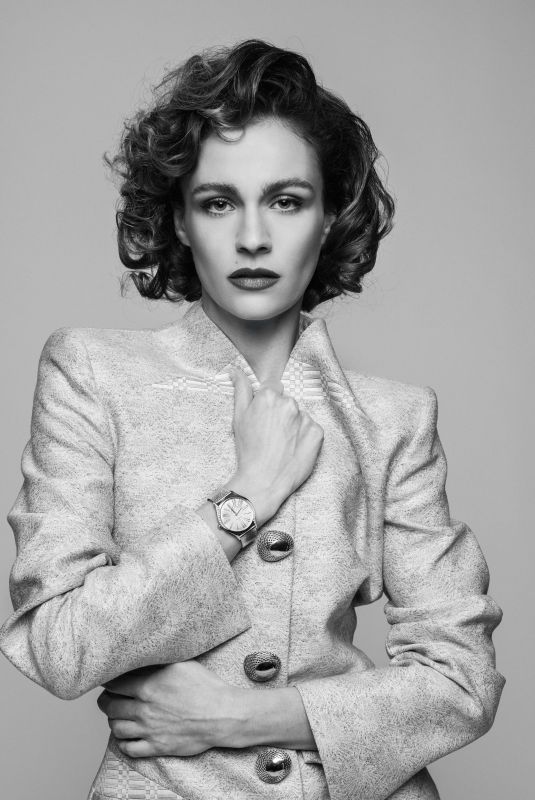 SOPHIE SKELTON for Flaunt Magazine, December 2024