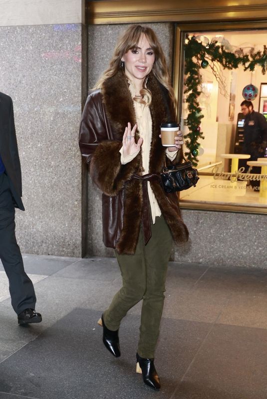SUKI WATERHOUSE Out for Coffee Before Kelly Clarkson Show 12/10/2024