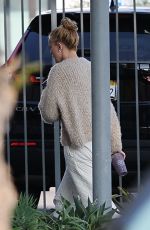 TALLULAH and RUMMER WILLIS Enjoy a Pampering Session at Hair Salon 12/04/2024