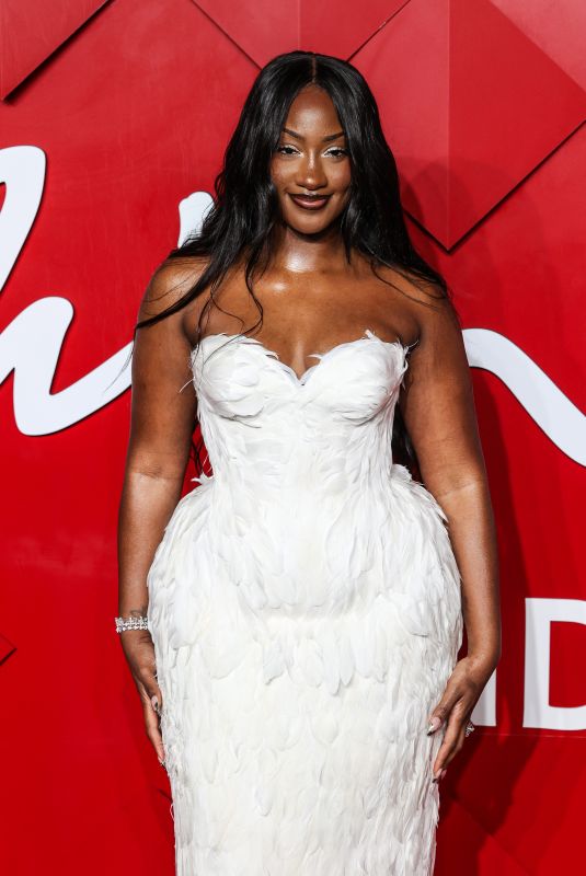 TEMS at Fashion Awards 2024 Presented by Pandora at Royal Albert Hall in London 12/02/2024