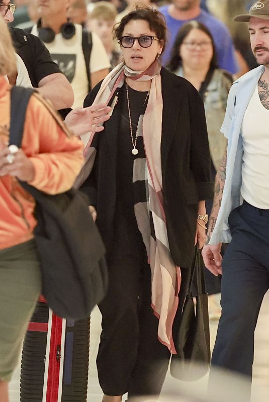 TINA ARENA Arrives at Sydney Airport 12/09/2024