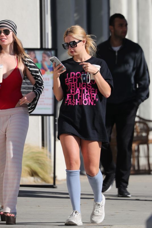 ADDISON RAE Out with Friends in Los Angeles 01/02/2025