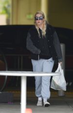 AMANDA BYNES Out Shopping at Target in Los Angeles 01/27/2025