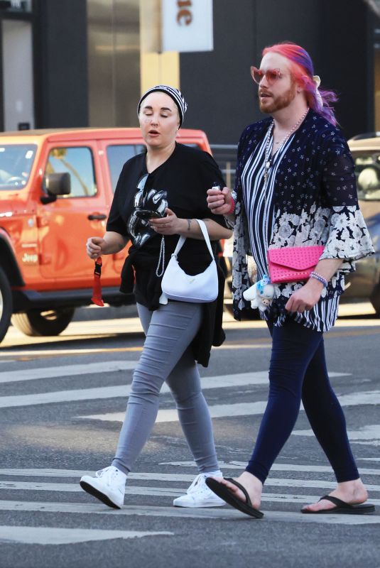 AMANDA BYNES Out with a Friend in Los Angeles 01/11/2025
