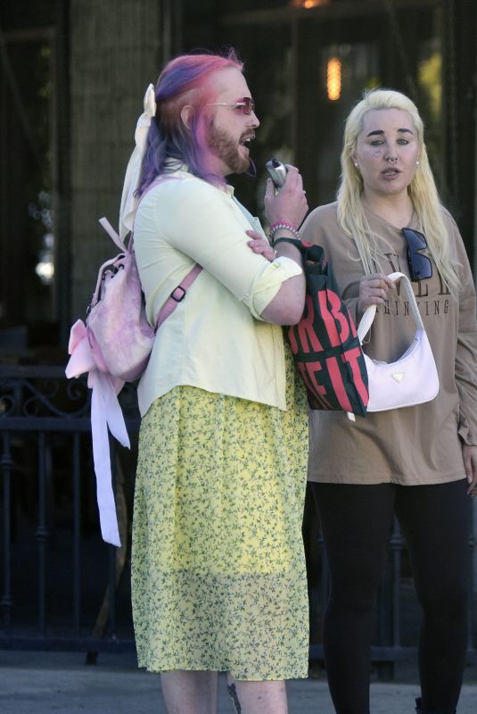 AMANDA BYNES Out with a Friend in Los Angeles 01/12/2025