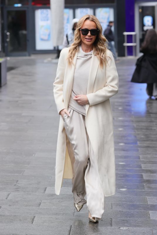 AMANDA HOLDEN Leaves Global Radio in London 01/23/2025