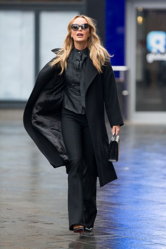 AMANDA HOLDEN Leaves Her Heart Breakfast Radio Show 01/15/2025