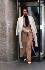 AMANDA WARREN Out in New York City 01/14/2025