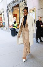 AMANDA WARREN Out in New York City 01/14/2025