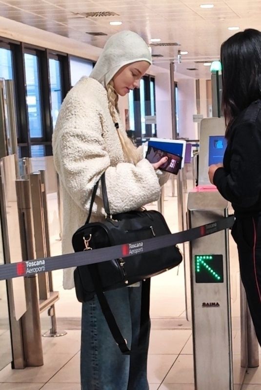 ANYA TAYLOR-JOY Arrives in Florence 01/04/2025