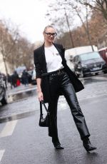 CANDICE SWANEPOEL Arrives at Elie Saab Fashion Show at PFW in Paris 01/29/2025