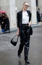 CANDICE SWANEPOEL Arrives at Elie Saab Fashion Show at PFW in Paris 01/29/2025