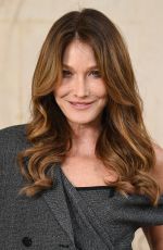 CARLA BRUNI at Christian Dior Haute Couture Show at Paris Fashion Week 01/27/2025
