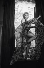 CARRIE COON for Town&Country, February 2025