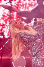 CARRIE UNDERWOOD at Times Square New Year